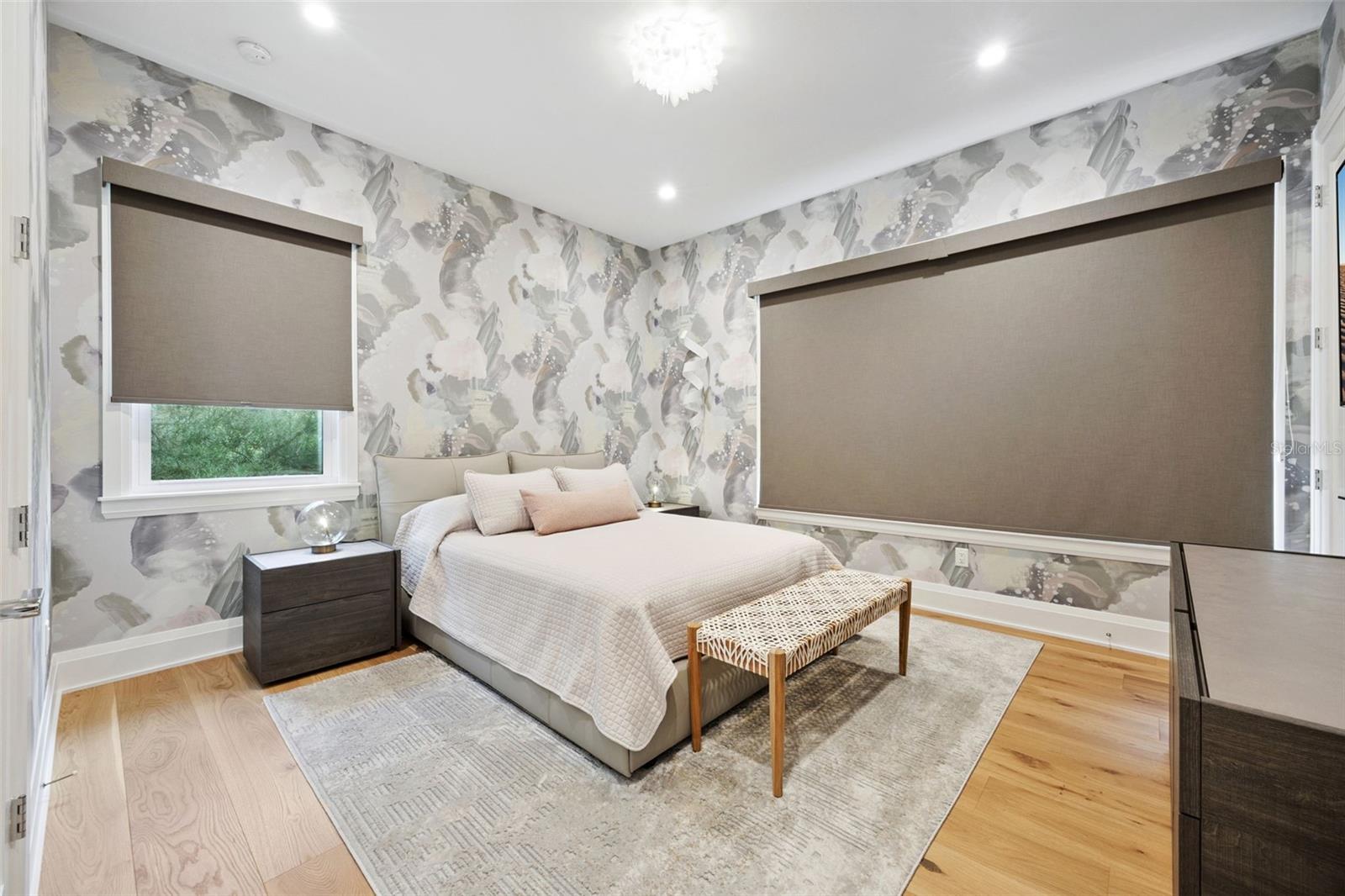 Image 25 of 33 For 1414 Westmoreland Drive