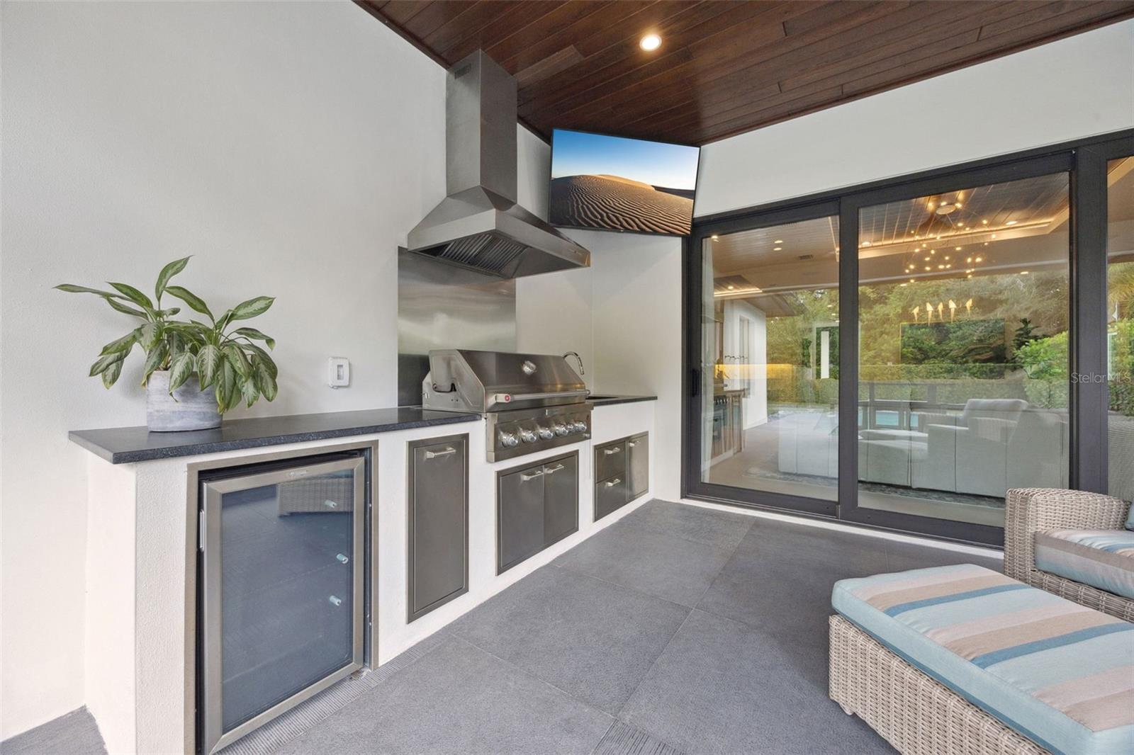 Image 27 of 33 For 1414 Westmoreland Drive