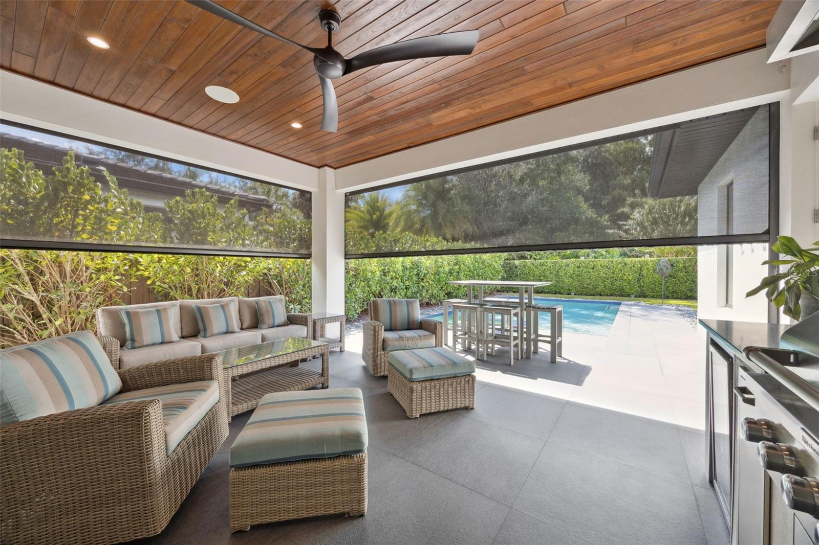 Image 28 of 33 For 1414 Westmoreland Drive