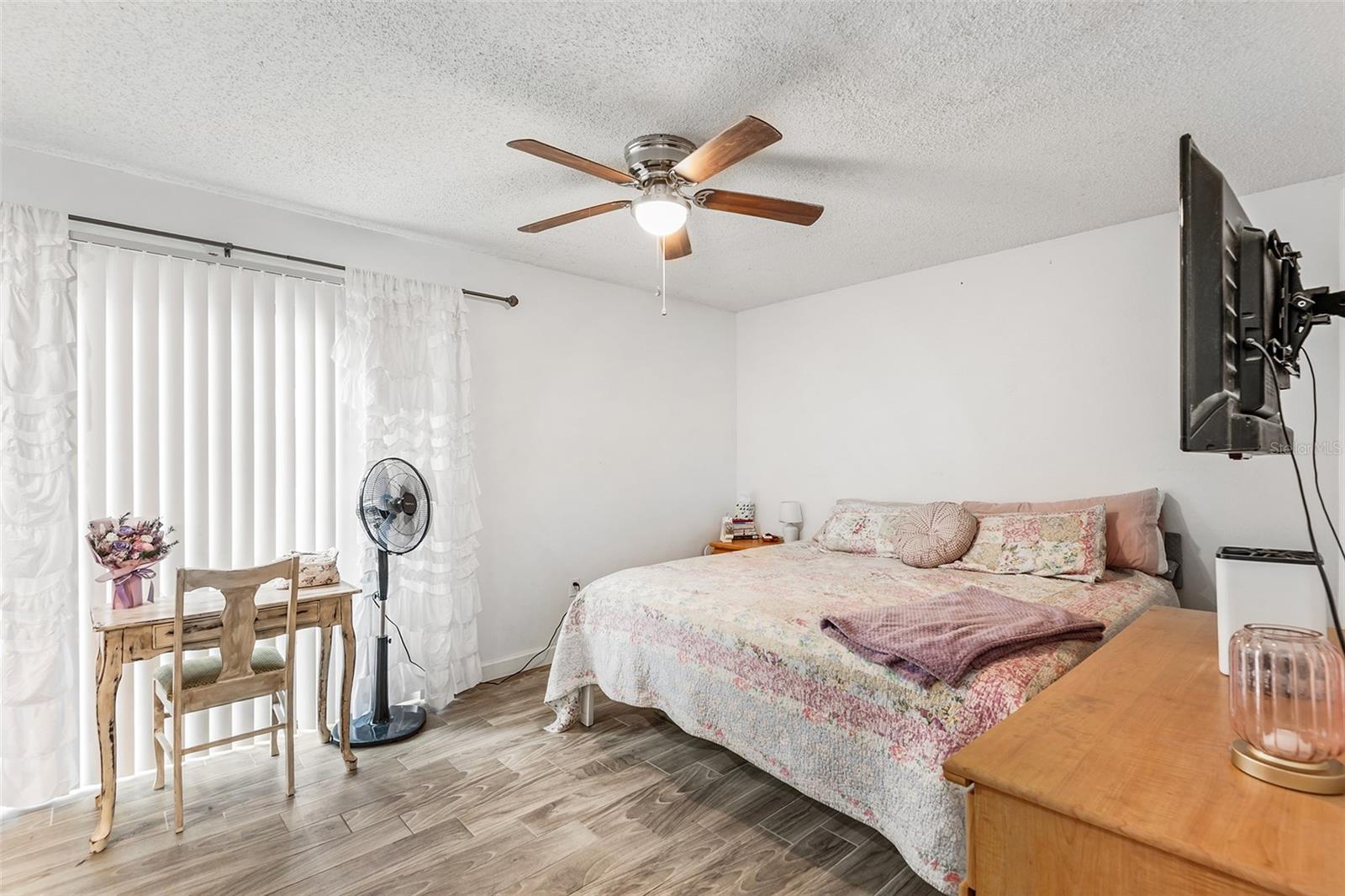 Image 15 of 23 For 548 Olympic Village  106