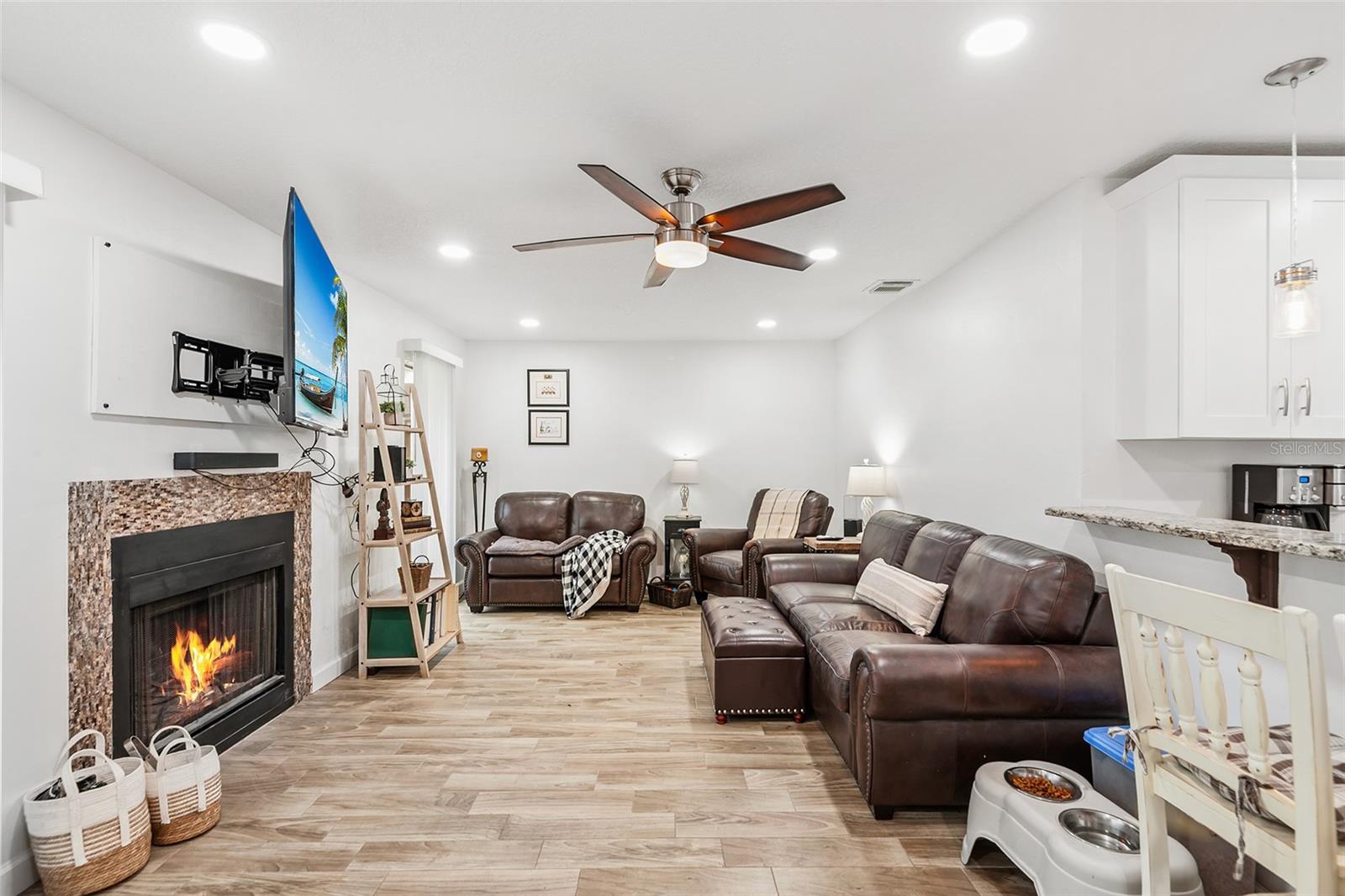 Image 7 of 23 For 548 Olympic Village  106