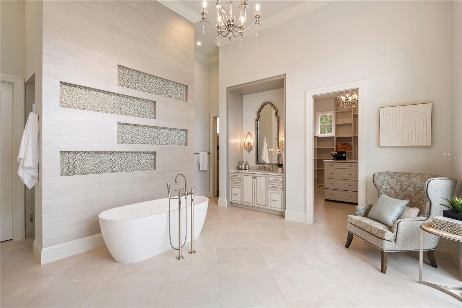 Image 18 of 49 For 10012 Hyperion Lane