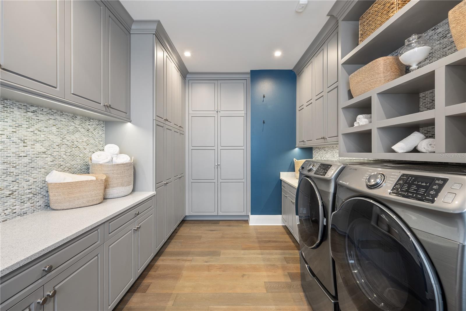 Image 31 of 49 For 10012 Hyperion Lane