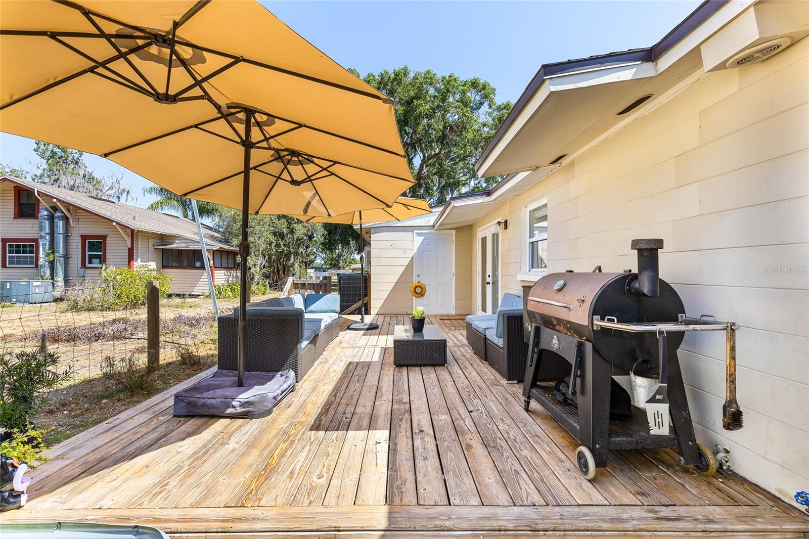 Image 23 of 37 For 17409 Division Street