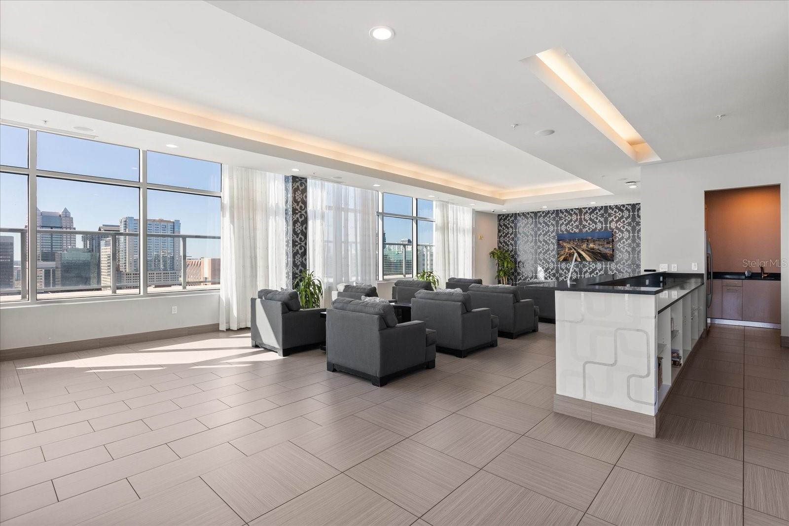 Image 24 of 28 For 260 Osceola Avenue 1507