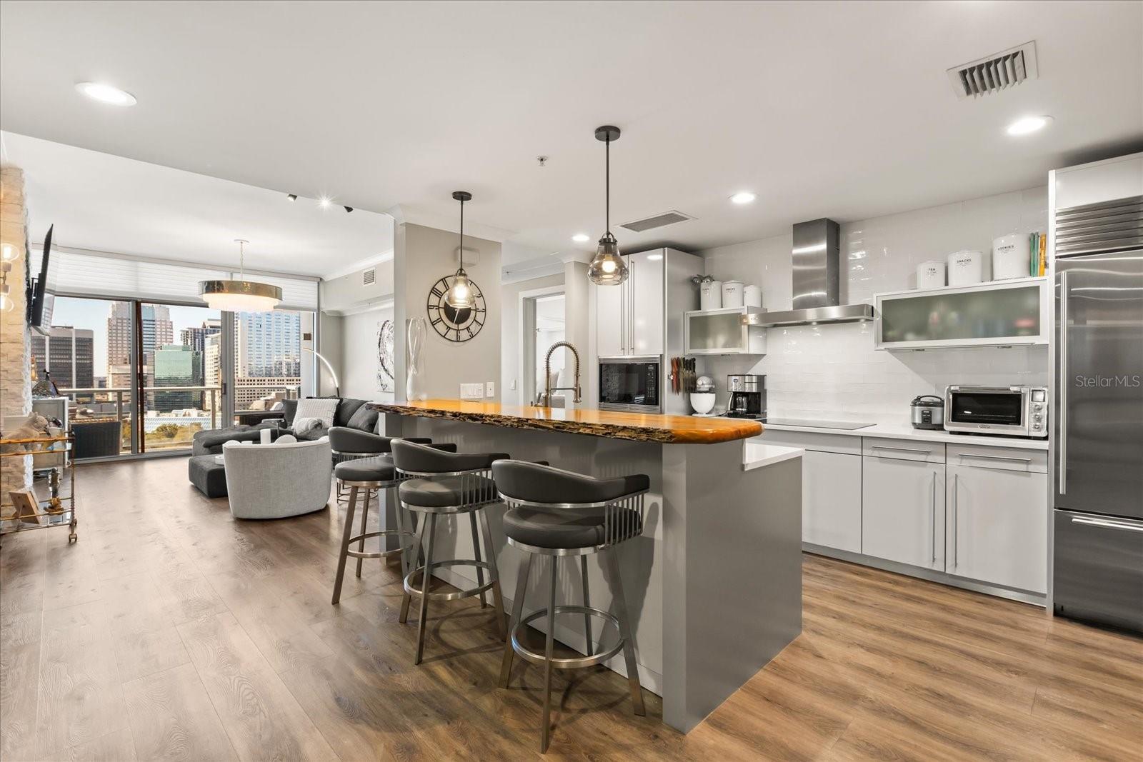 Image 9 of 28 For 260 Osceola Avenue 1507