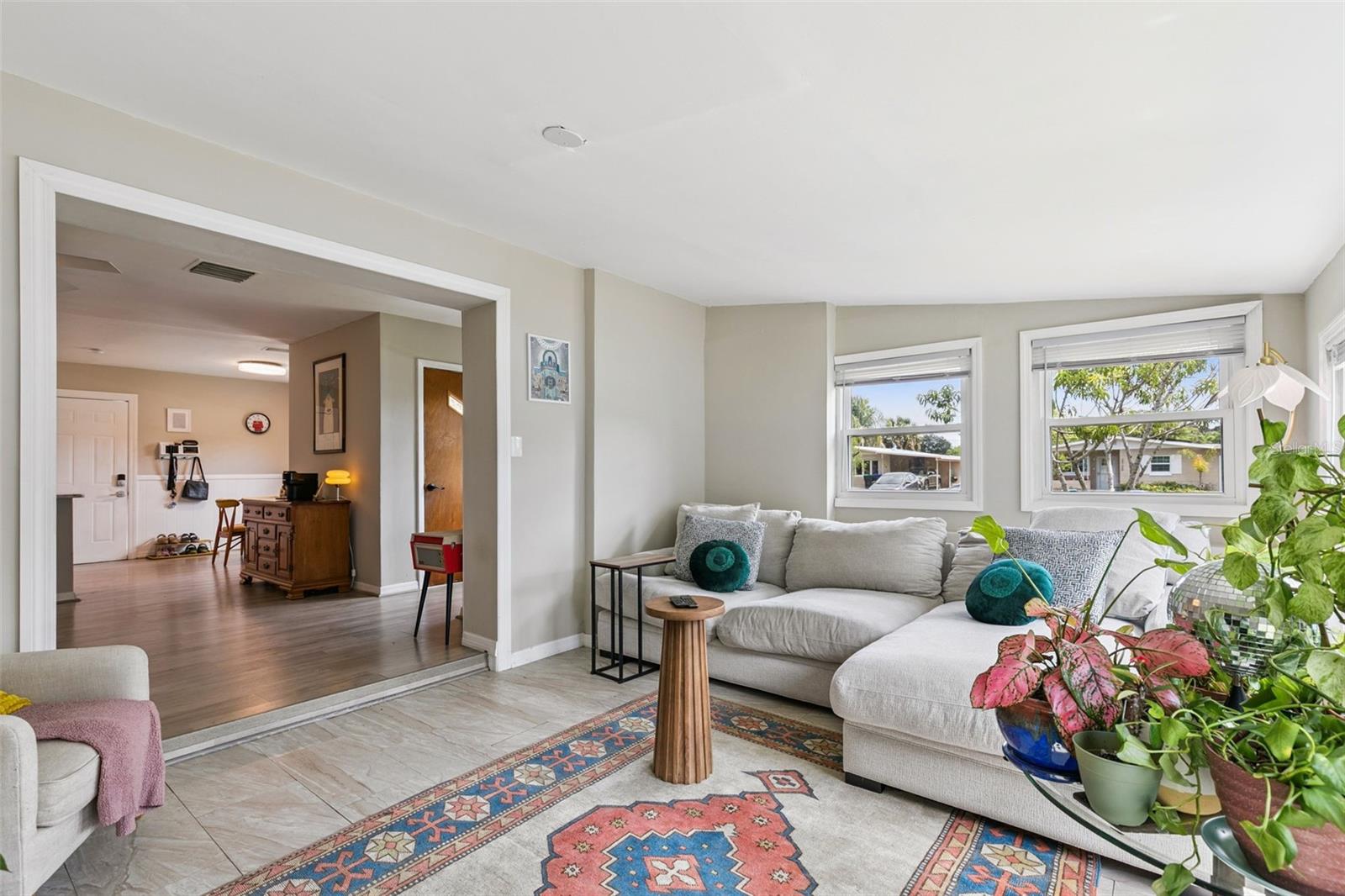 Image 12 of 36 For 2732 Hertha Avenue