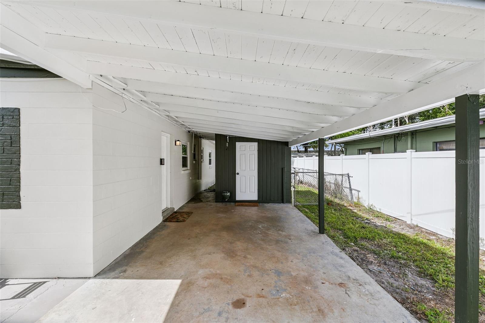 Image 31 of 36 For 2732 Hertha Avenue