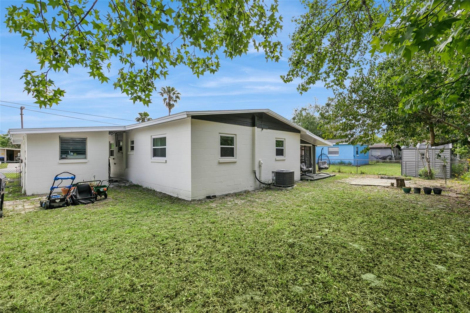 Image 35 of 36 For 2732 Hertha Avenue