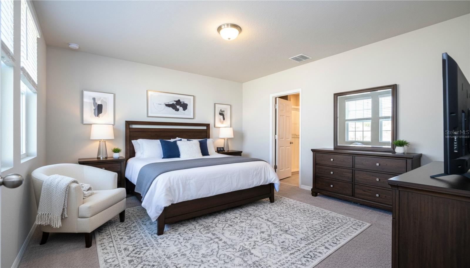 Image 31 of 67 For 874 Rivers Crossing Street