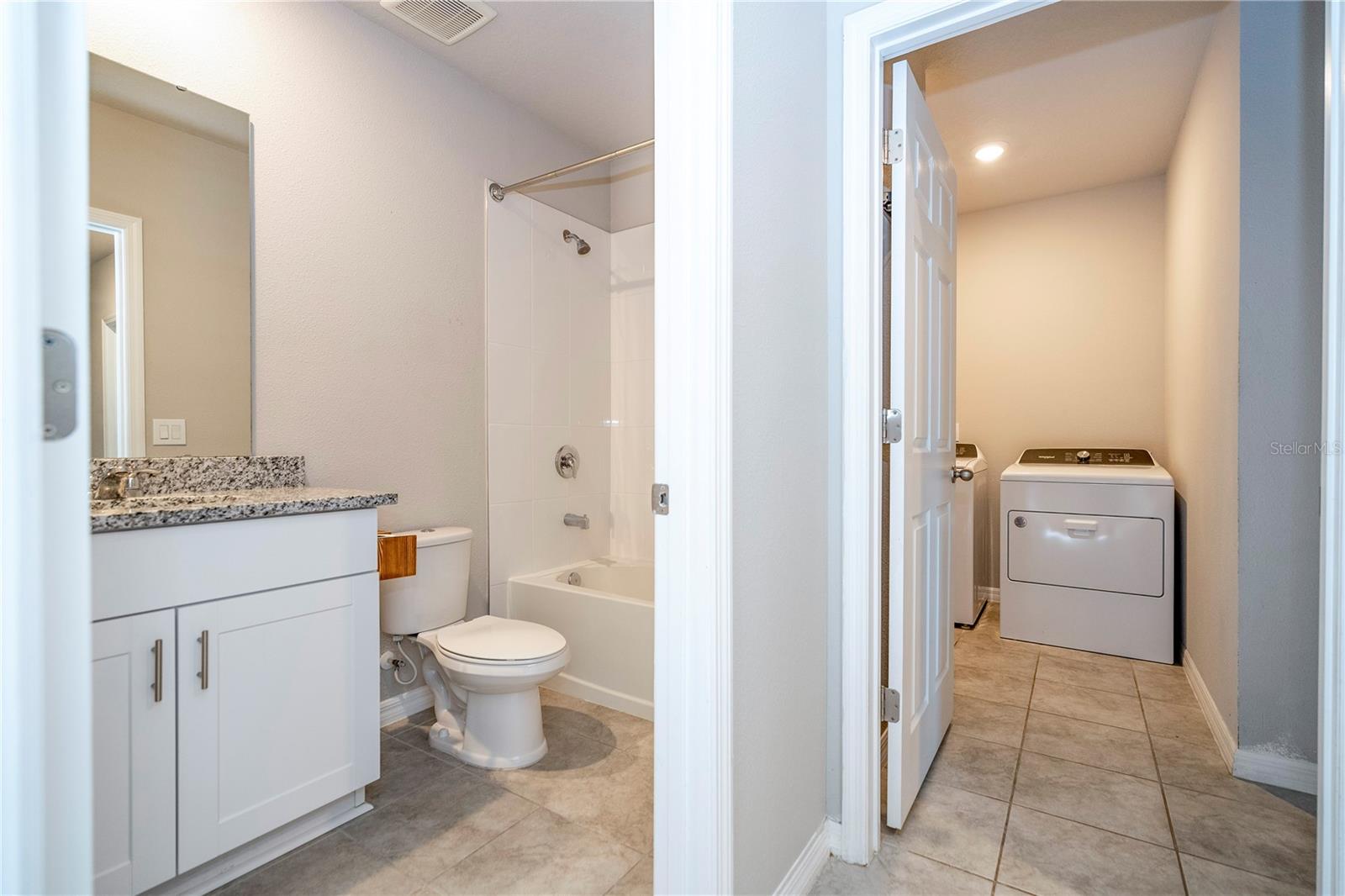 Image 36 of 67 For 874 Rivers Crossing Street