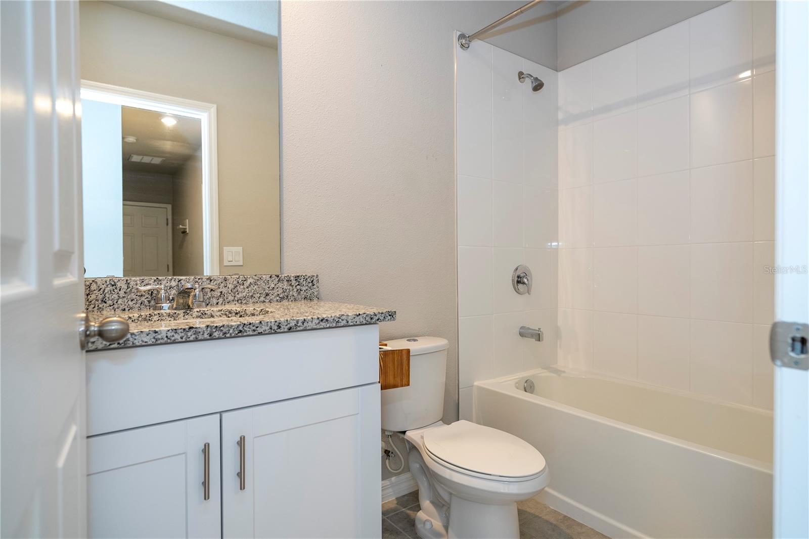 Image 38 of 67 For 874 Rivers Crossing Street