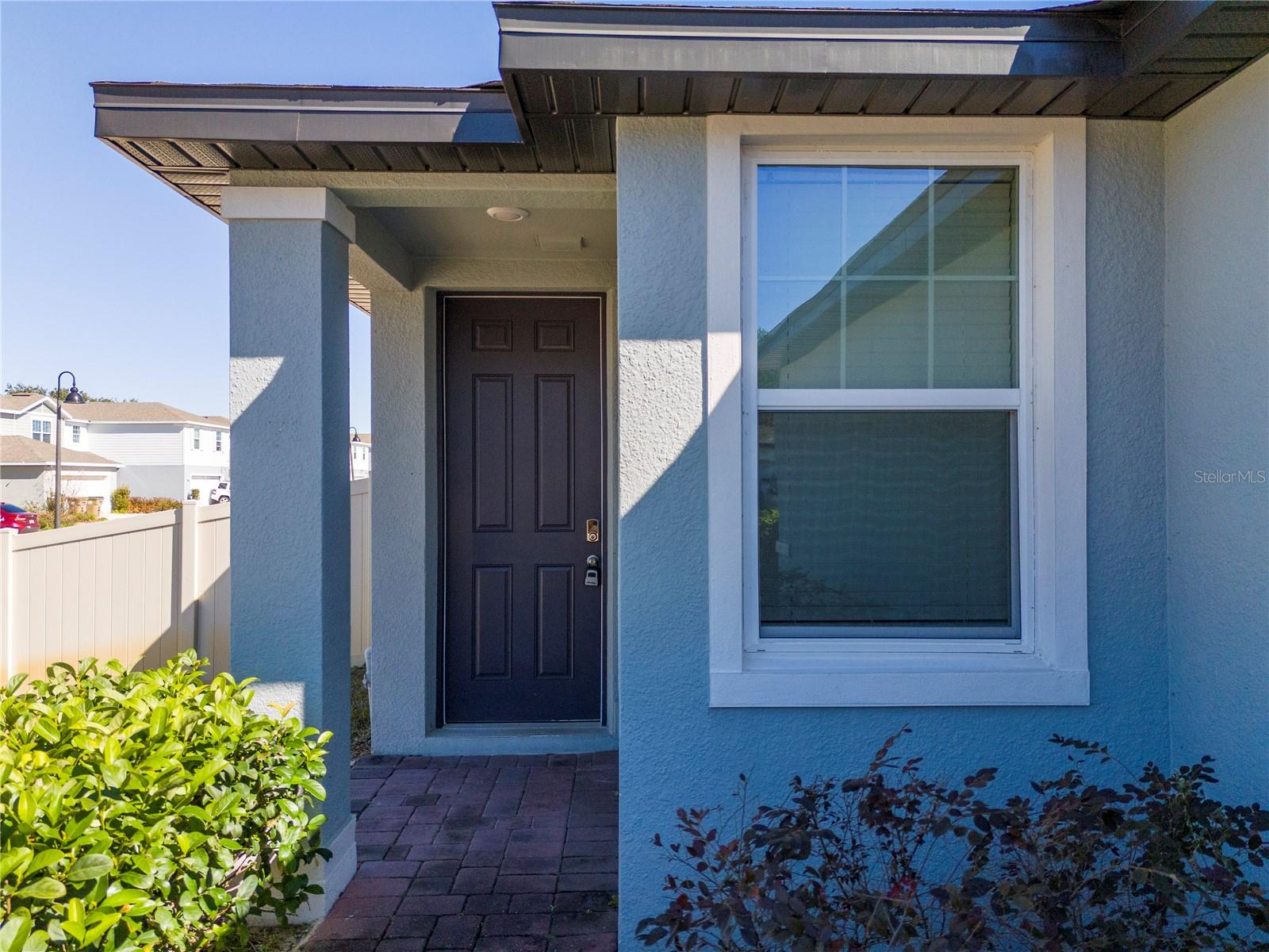 Image 4 of 67 For 874 Rivers Crossing Street