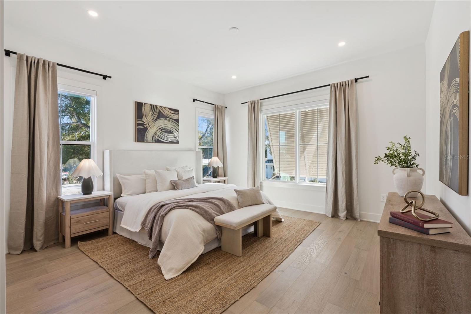 Image 31 of 63 For 35 Hazel Street