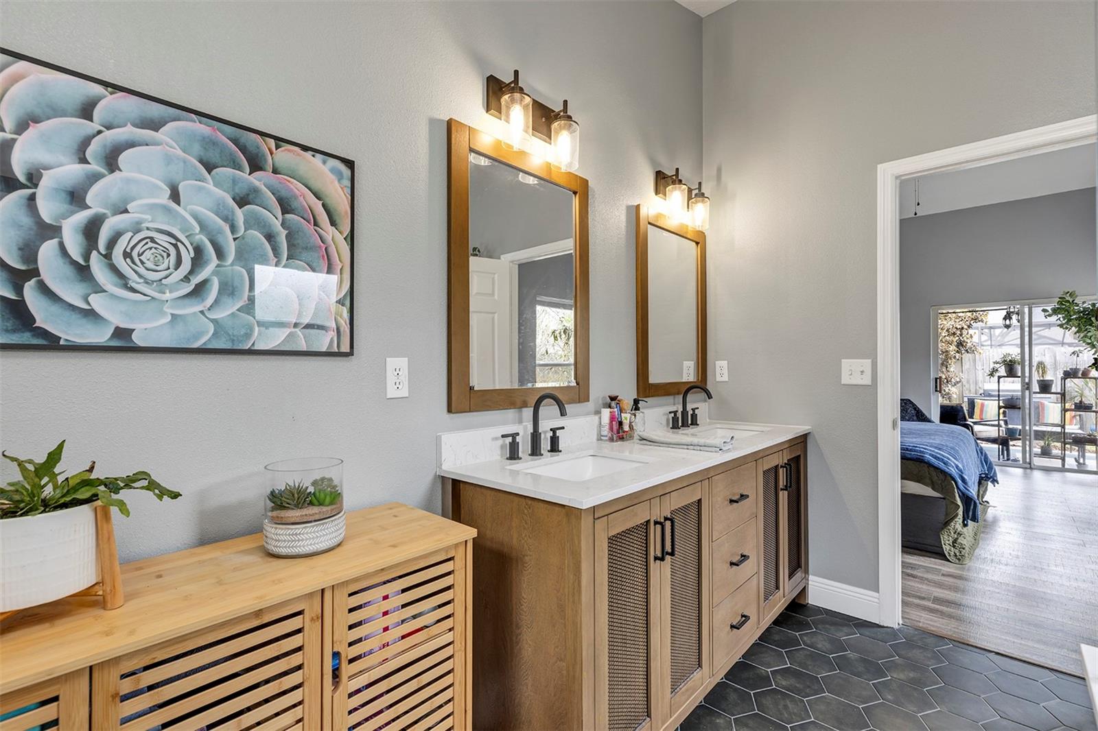 Image 20 of 42 For 430 Winding Hollow Avenue