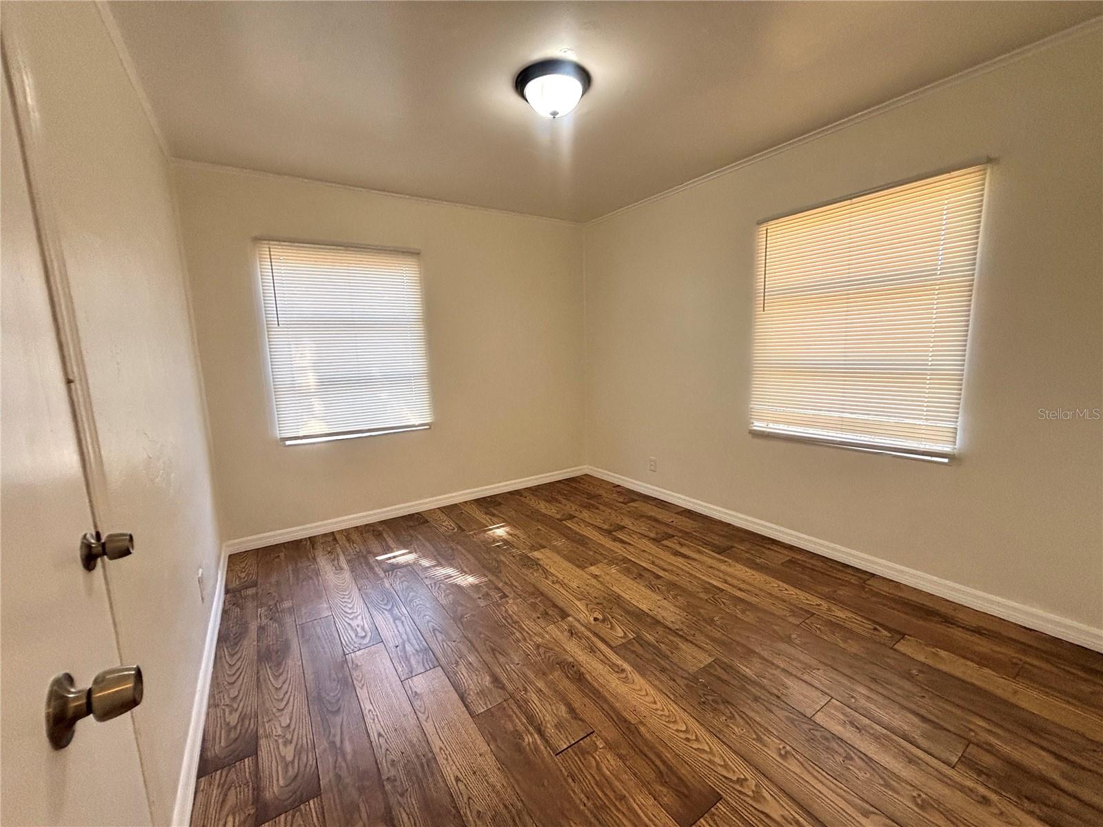 Image 10 of 22 For 840 Lake Avenue