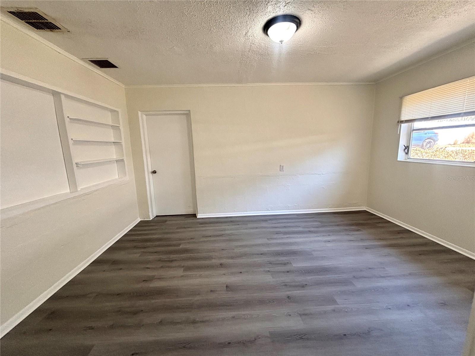 Image 14 of 22 For 840 Lake Avenue