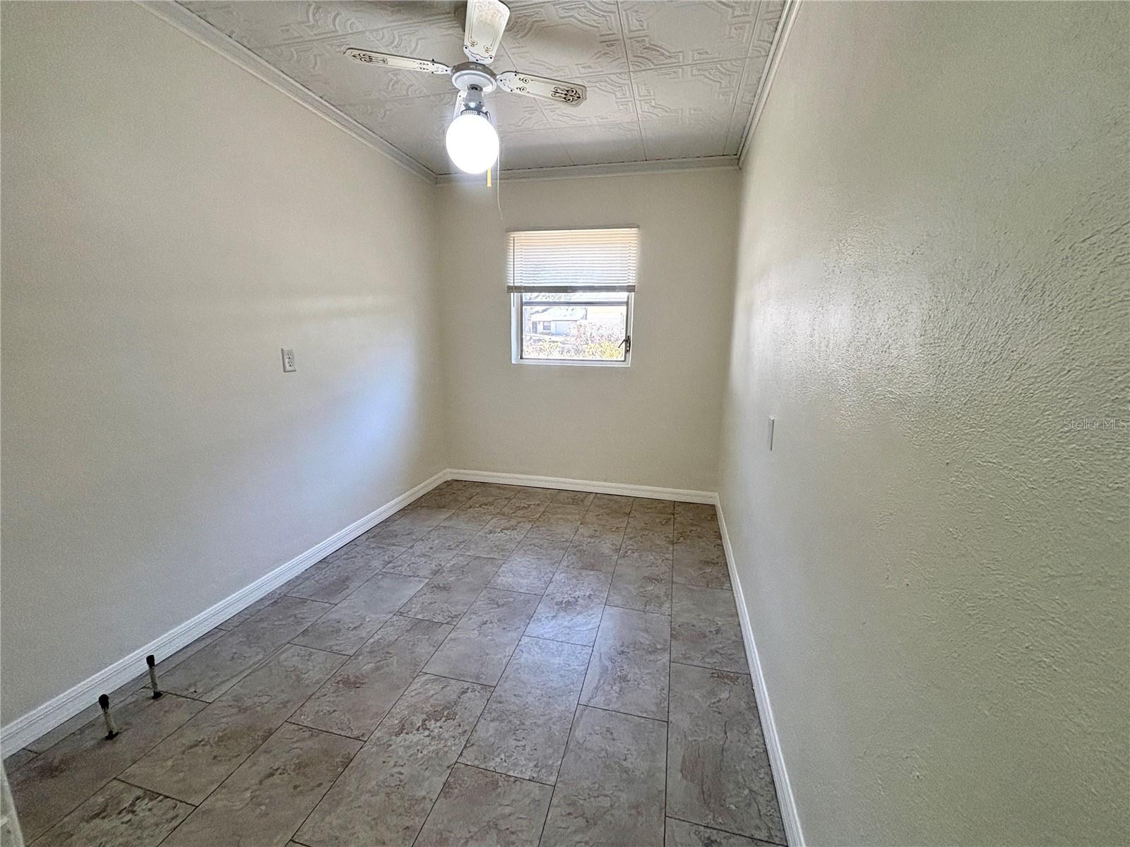 Image 15 of 22 For 840 Lake Avenue