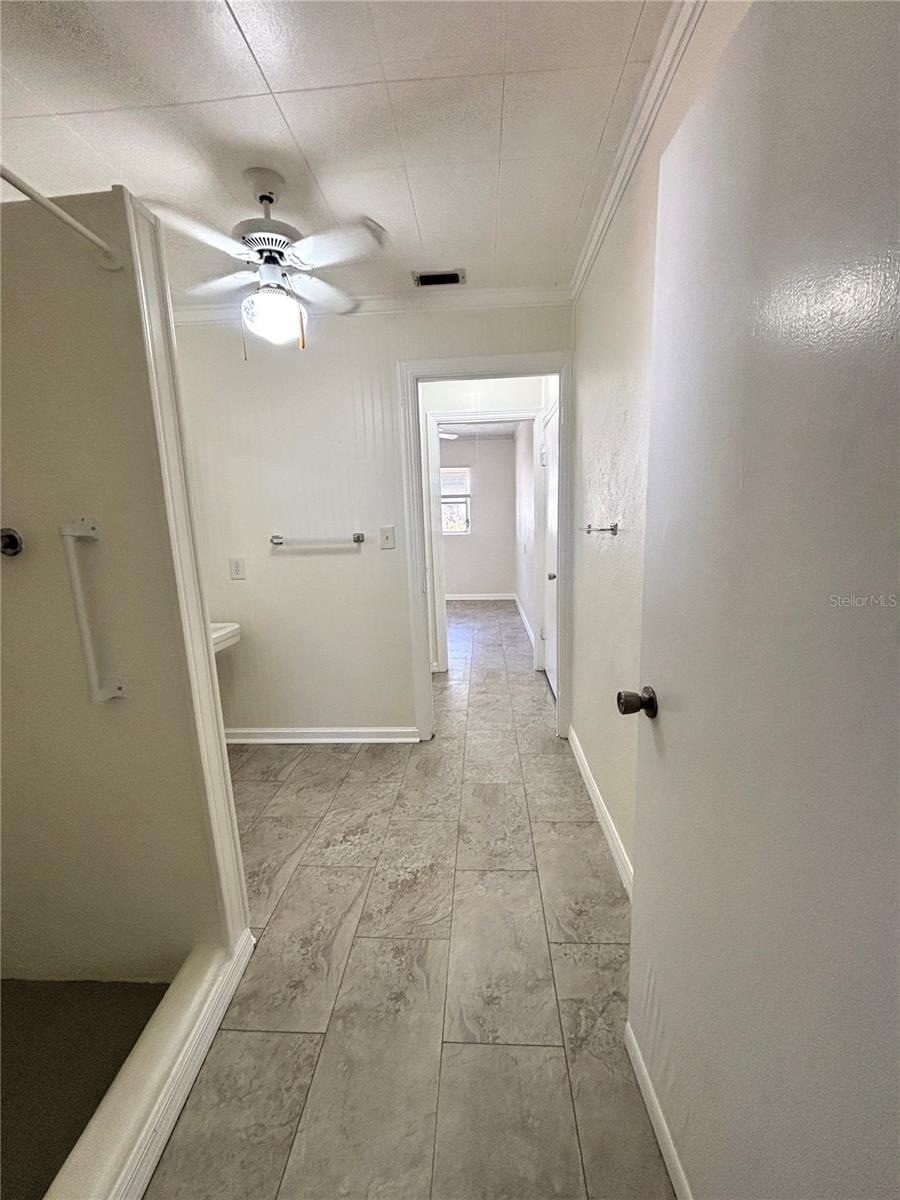 Image 16 of 22 For 840 Lake Avenue