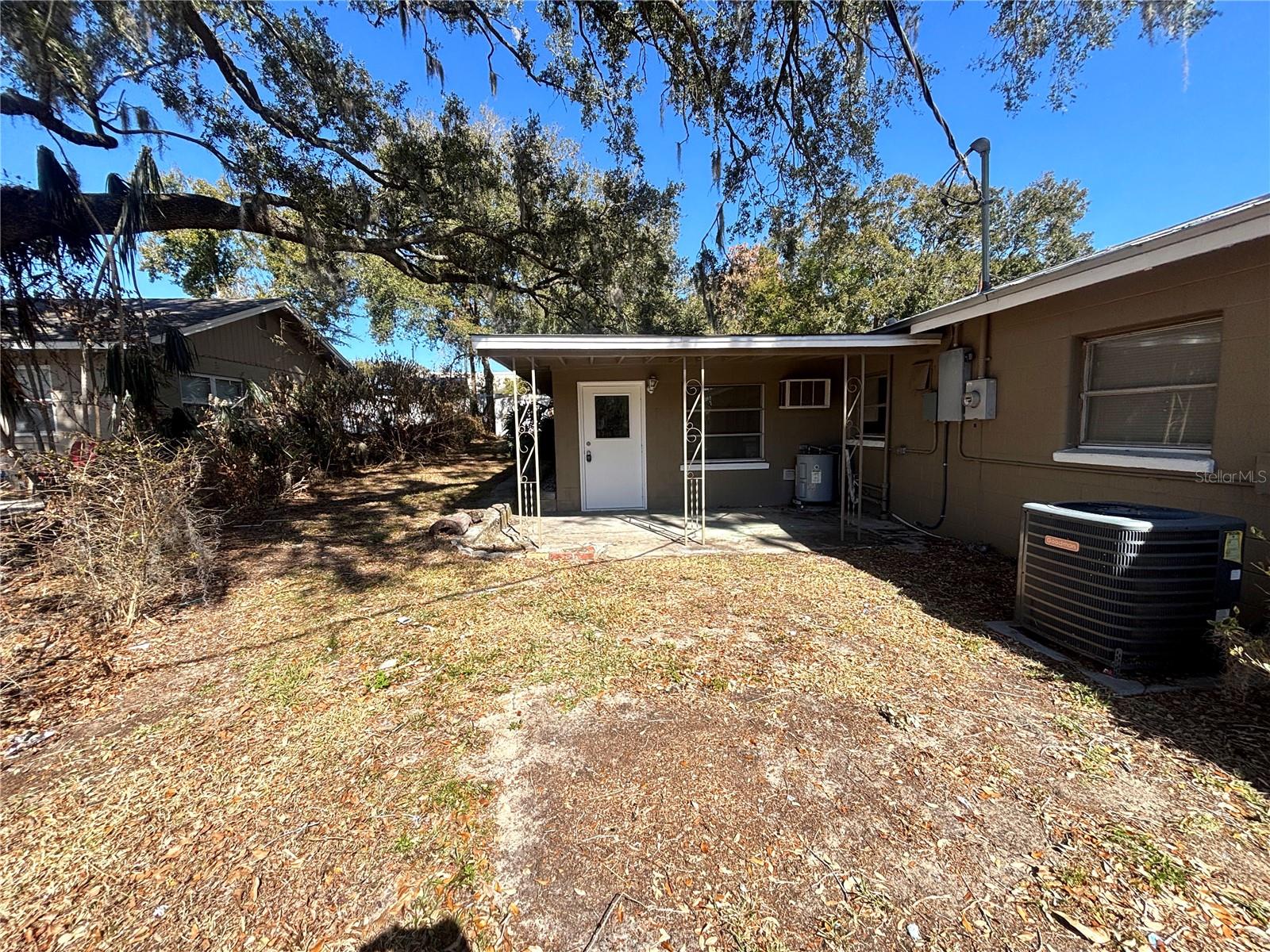 Image 21 of 22 For 840 Lake Avenue