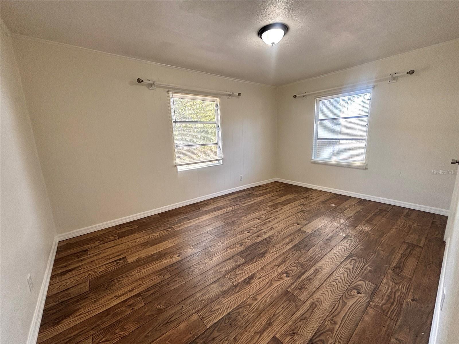 Image 8 of 22 For 840 Lake Avenue