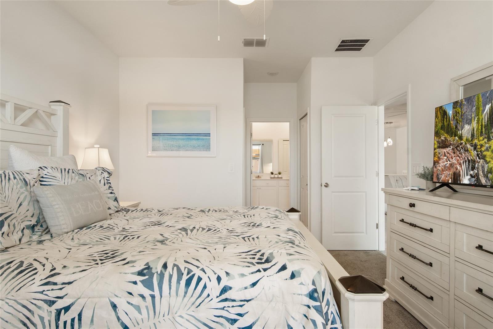 Listing photo id 25 for 1172 Tyler Loop