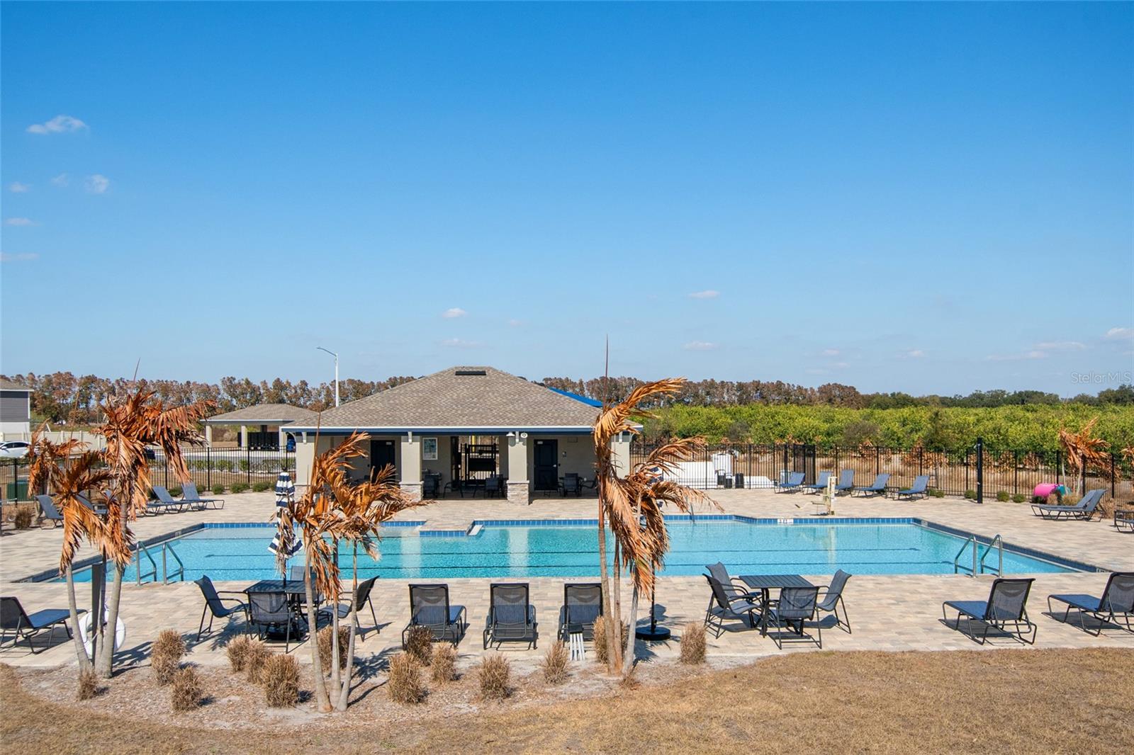 Listing photo id 51 for 1172 Tyler Loop