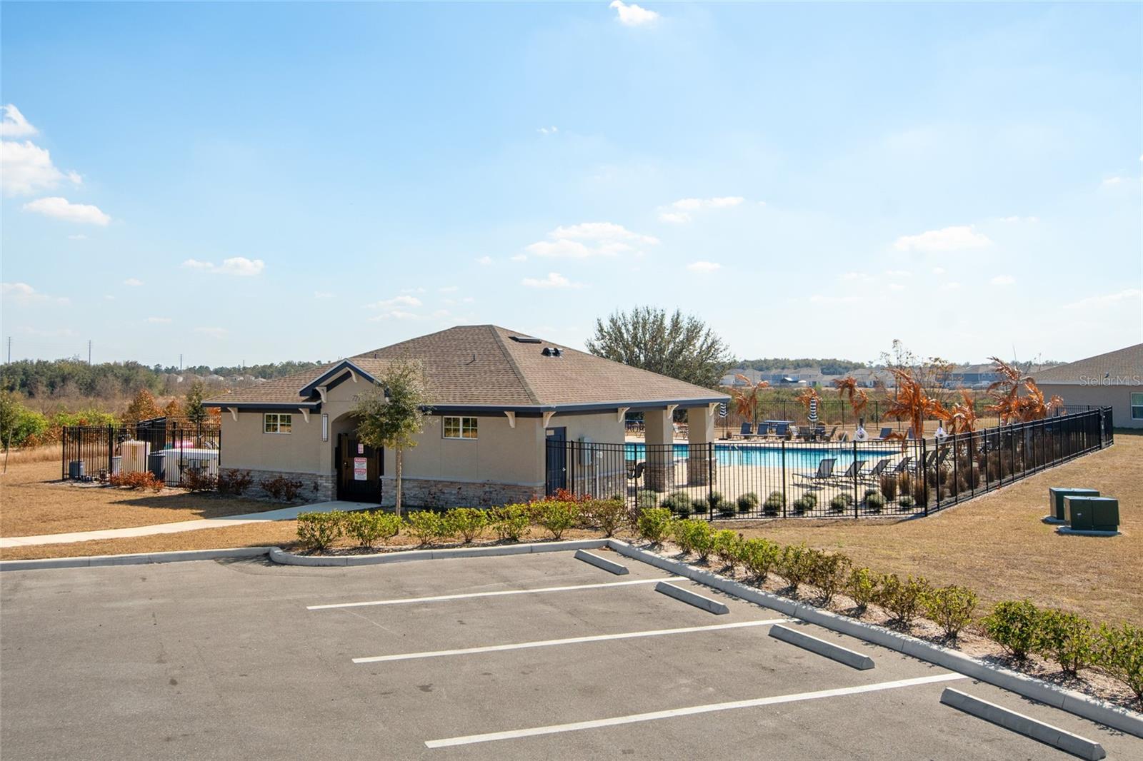 Listing photo id 54 for 1172 Tyler Loop