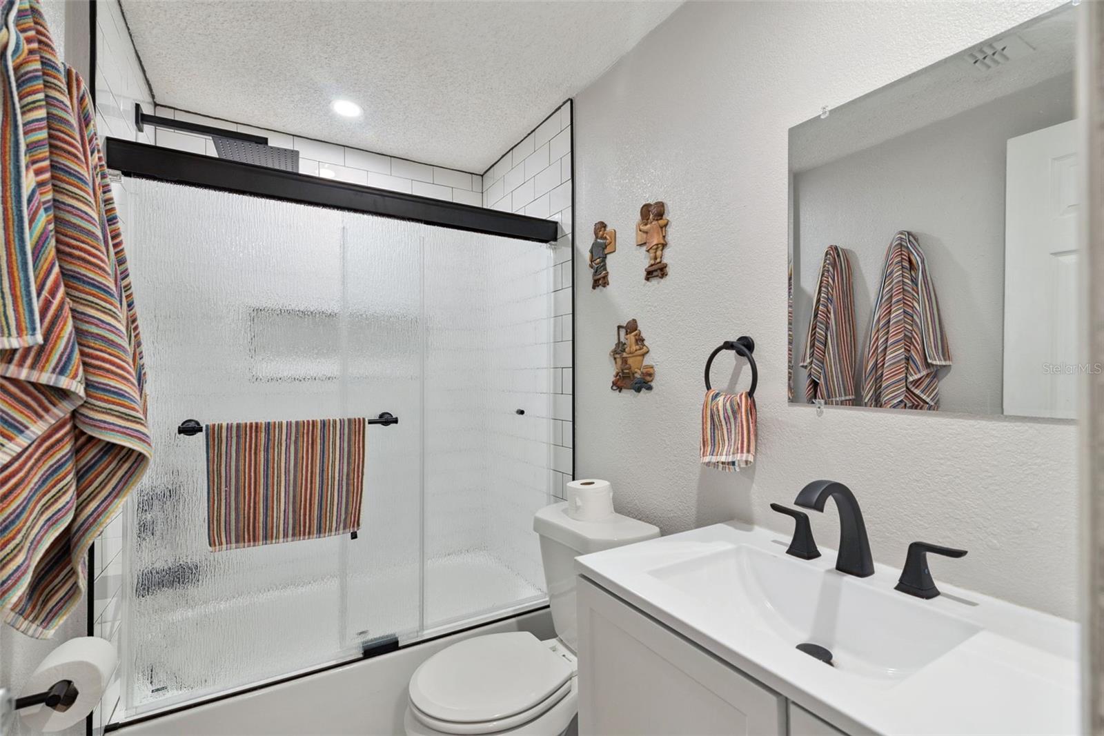 Image 15 of 22 For 14655 Liberty Street