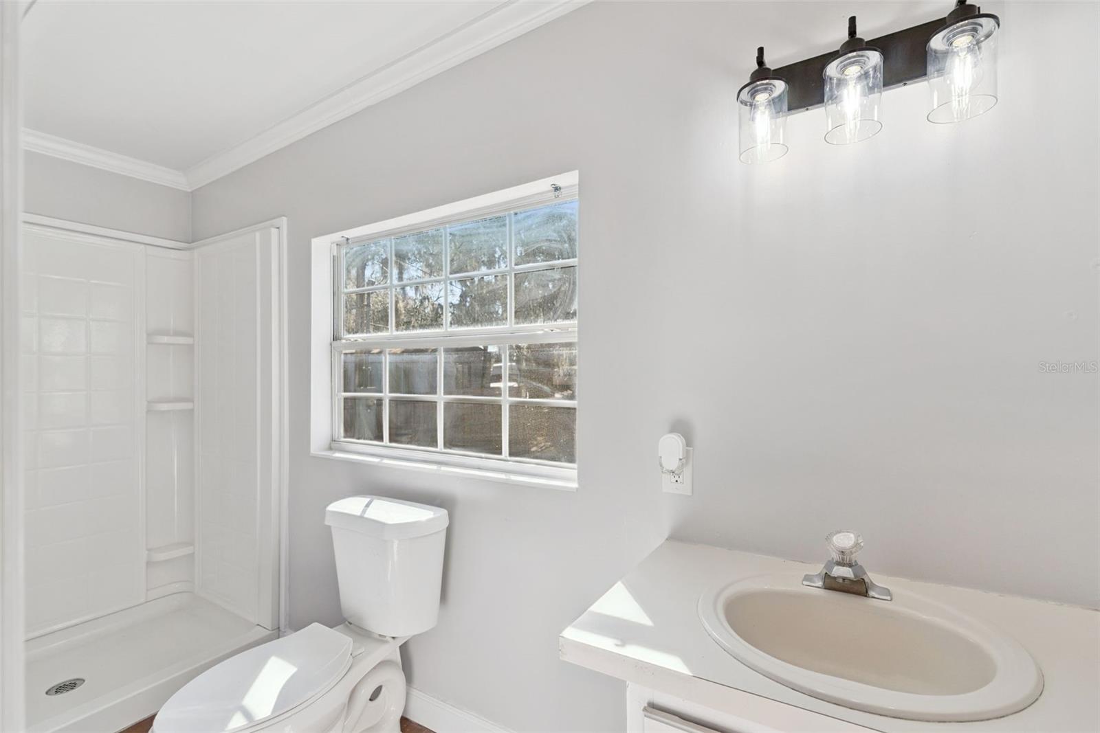 Image 18 of 22 For 14655 Liberty Street