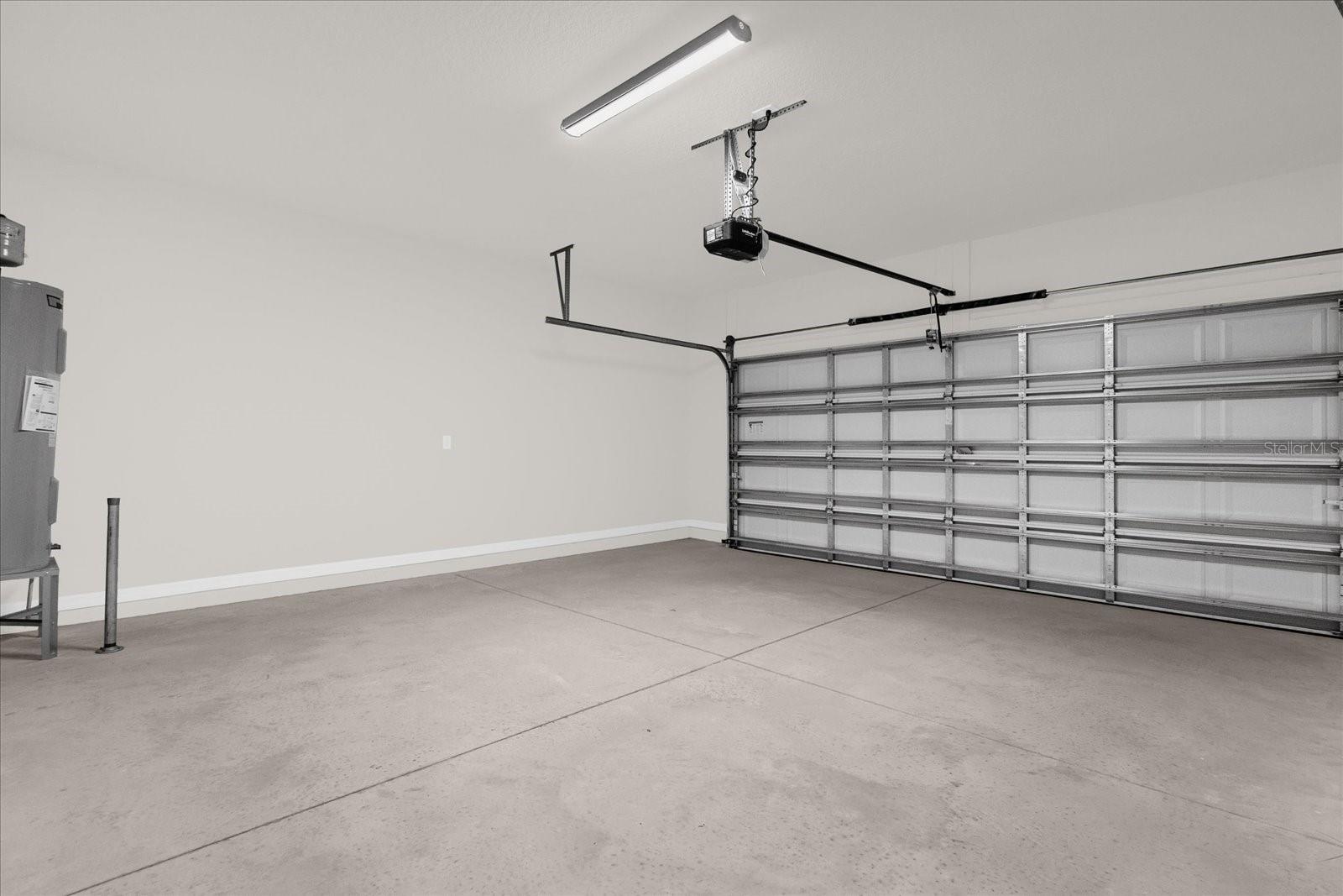 Image 23 of 41 For 16246 Merry Alley