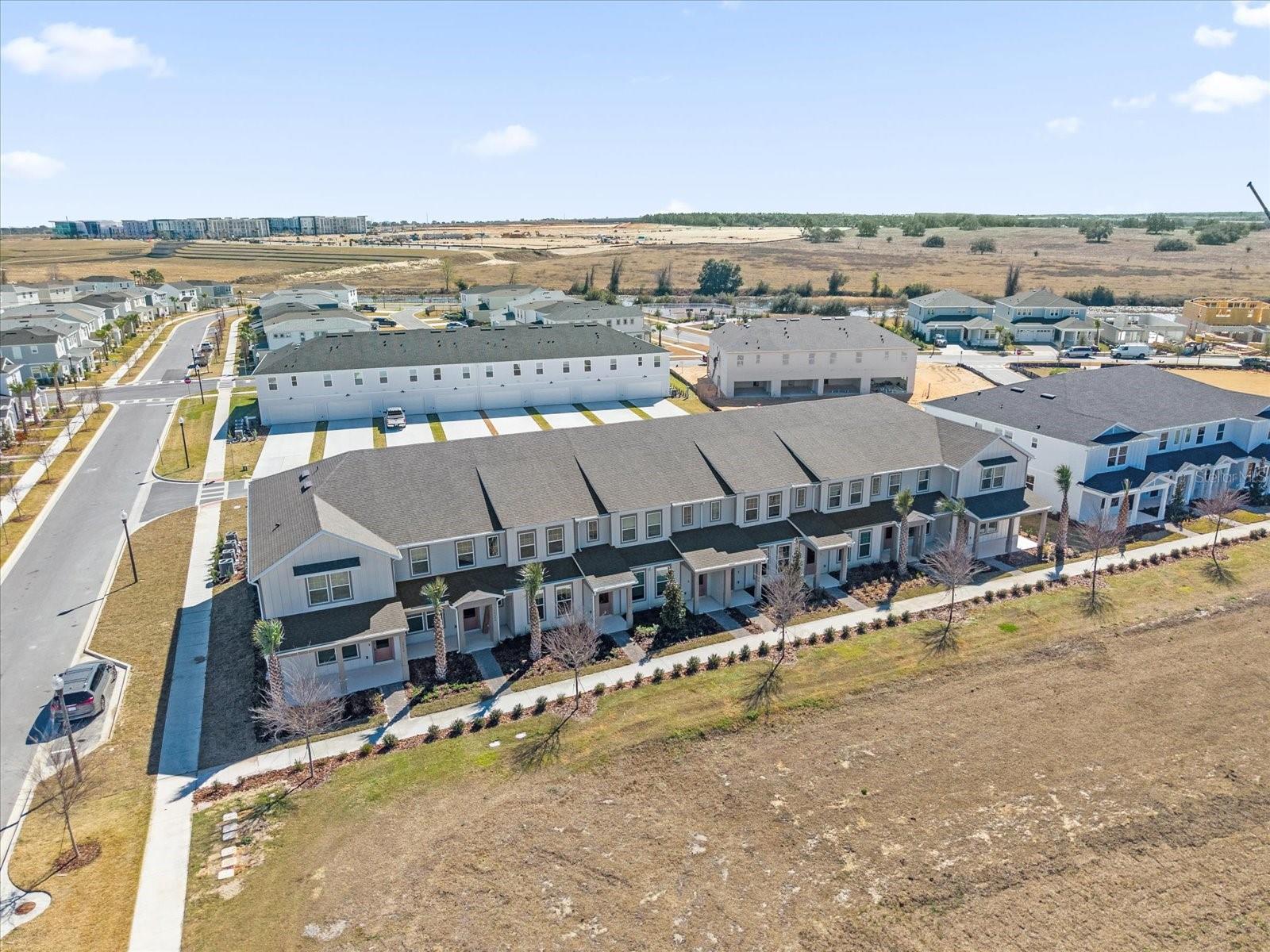 Image 25 of 41 For 16246 Merry Alley