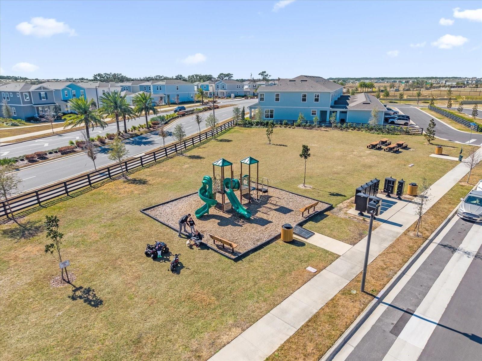 Image 29 of 41 For 16246 Merry Alley