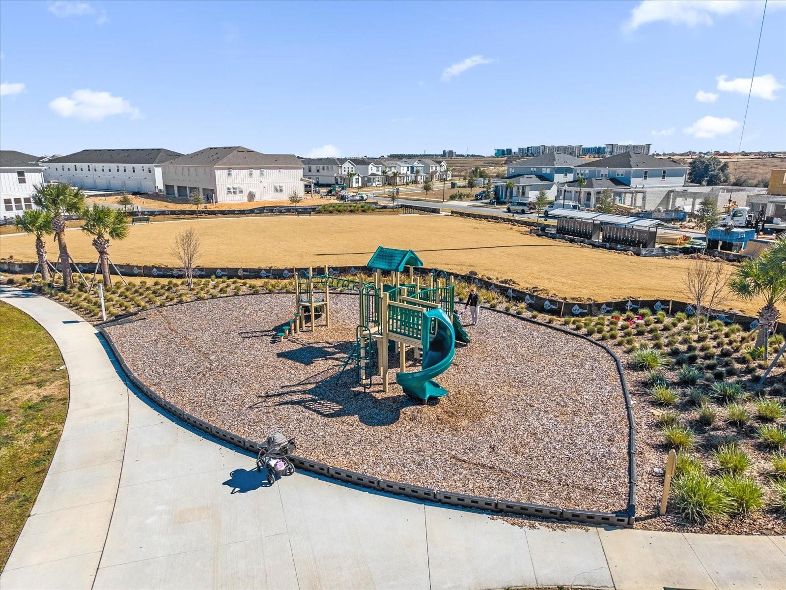 Image 30 of 41 For 16246 Merry Alley