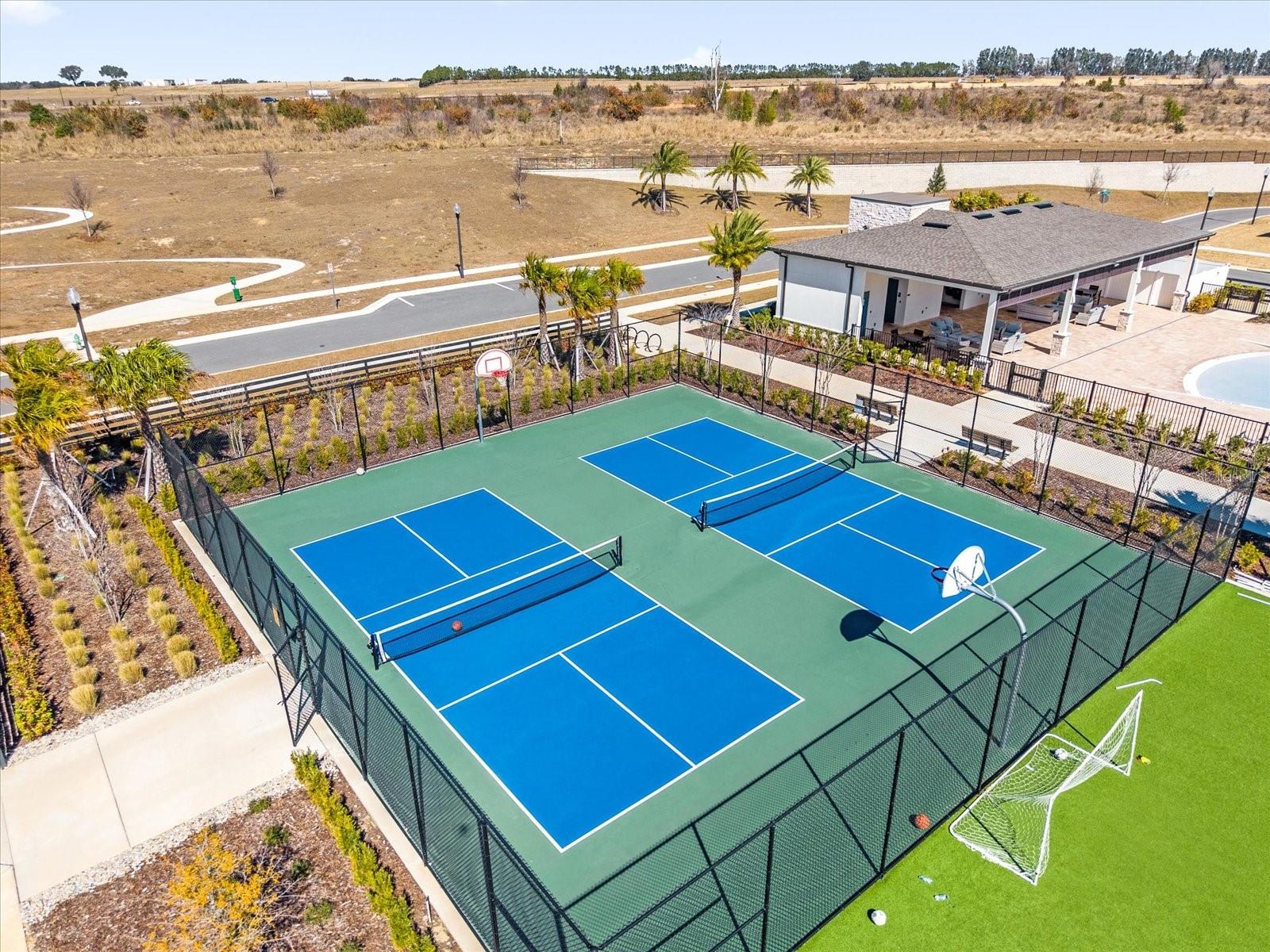 Image 37 of 41 For 16246 Merry Alley