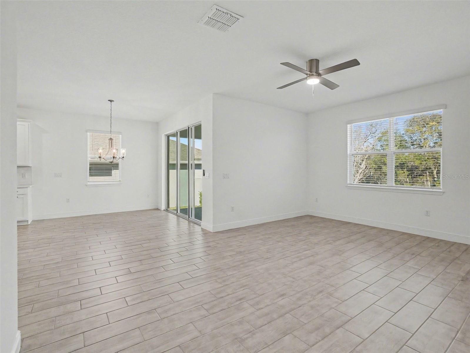 Image 19 of 45 For 2040 Keystone Pass Boulevard