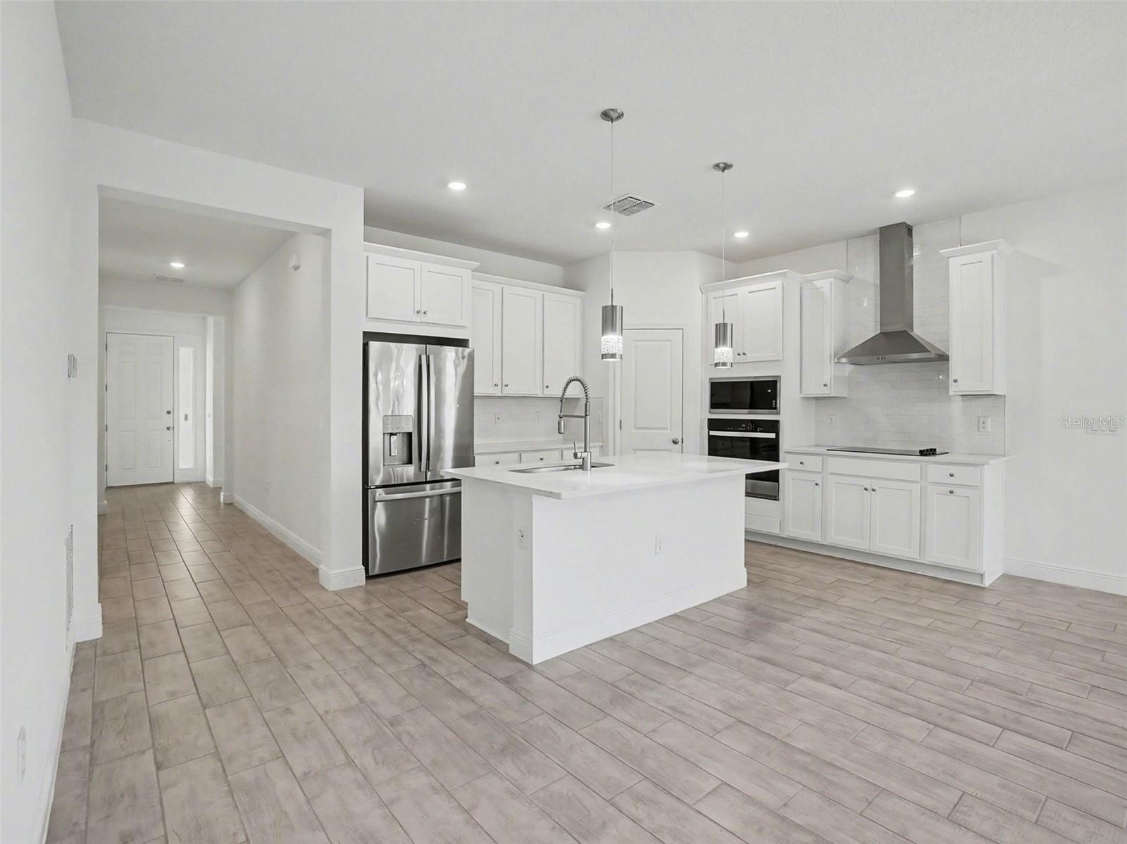 Image 4 of 45 For 2040 Keystone Pass Boulevard