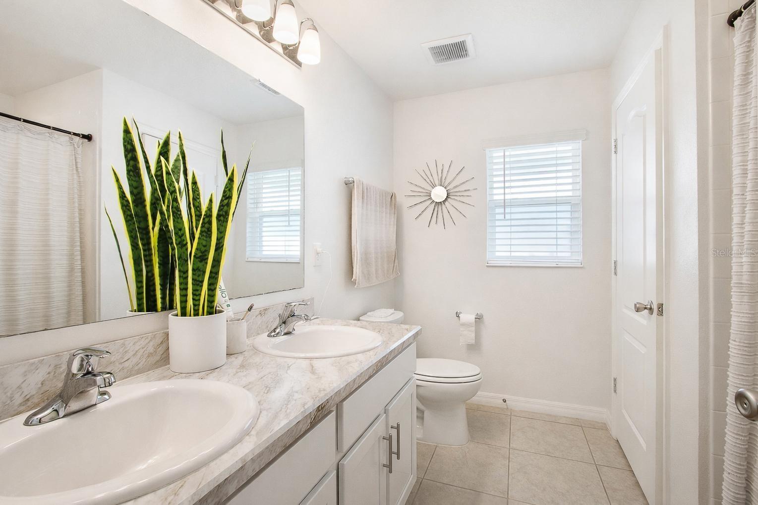 Image 10 of 36 For 3124 Lakes Crest Avenue