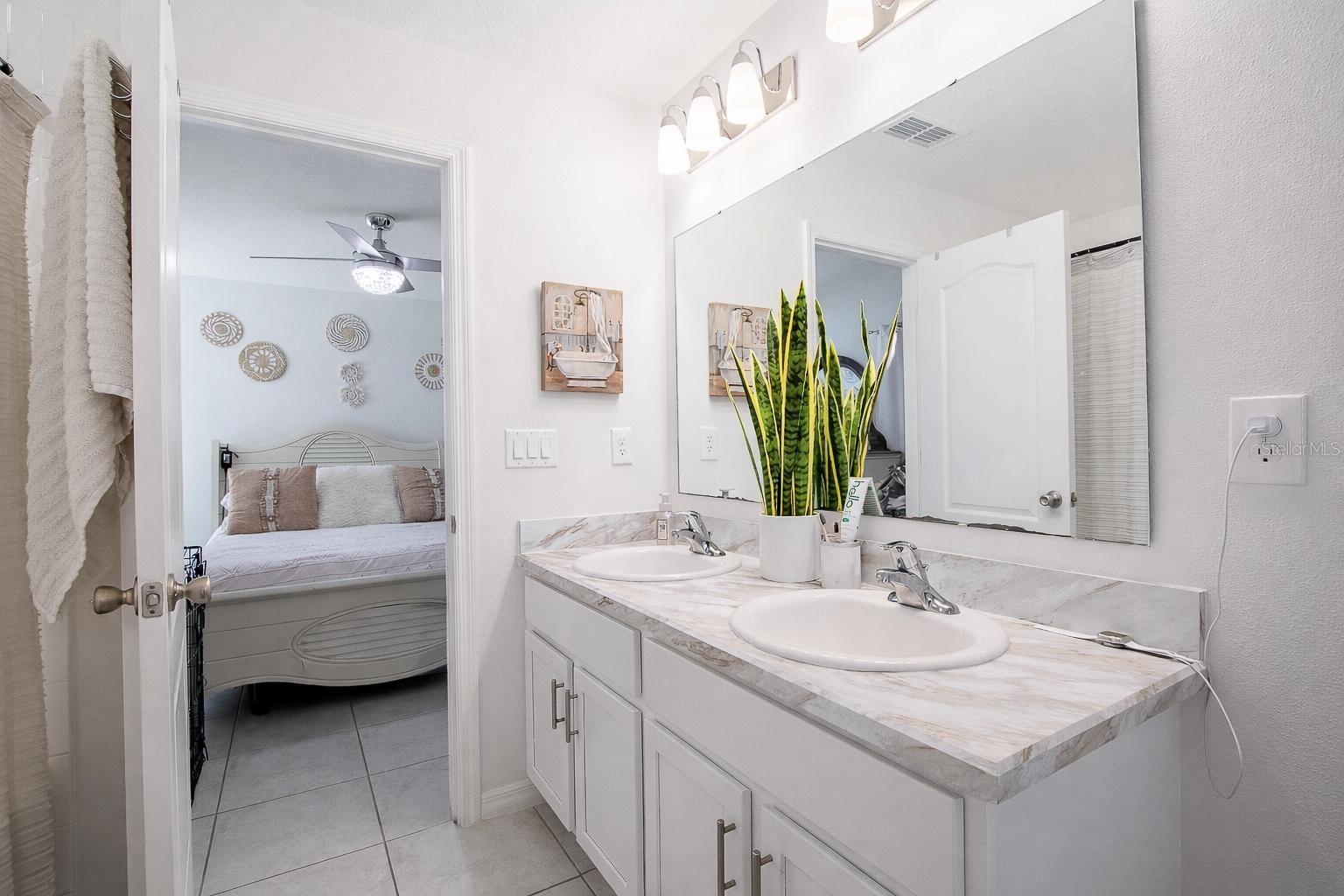 Image 12 of 36 For 3124 Lakes Crest Avenue