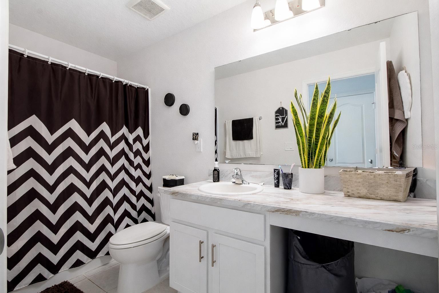 Image 14 of 36 For 3124 Lakes Crest Avenue