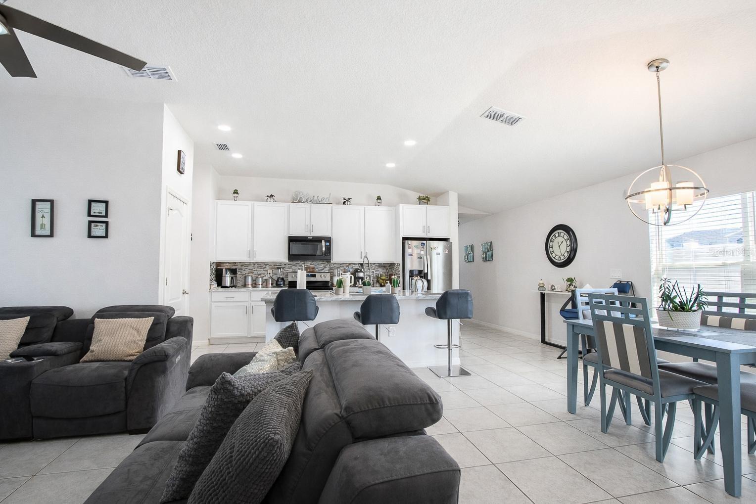 Image 21 of 36 For 3124 Lakes Crest Avenue