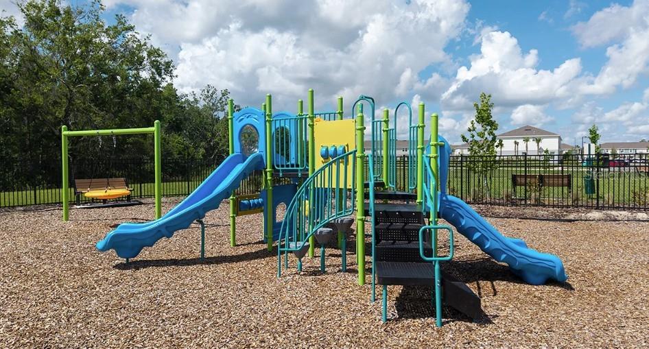 Image 19 of 25 For 2927 Skyline Loop