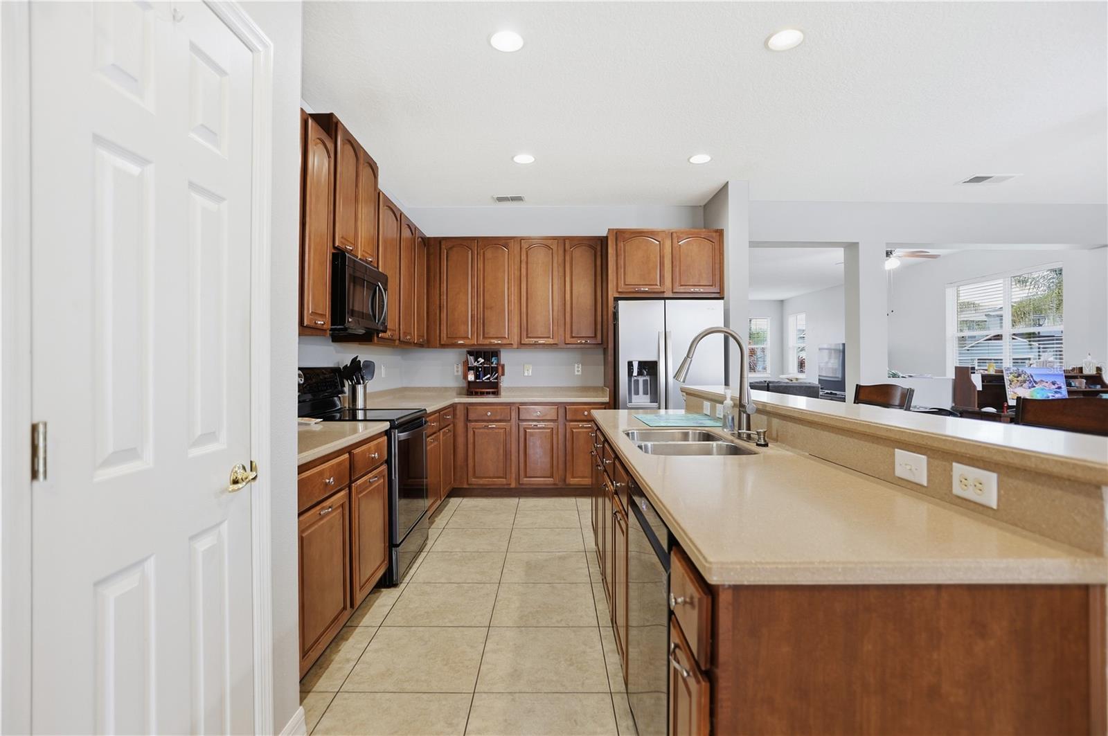 Image 10 of 27 For 503 First Cape Coral Drive