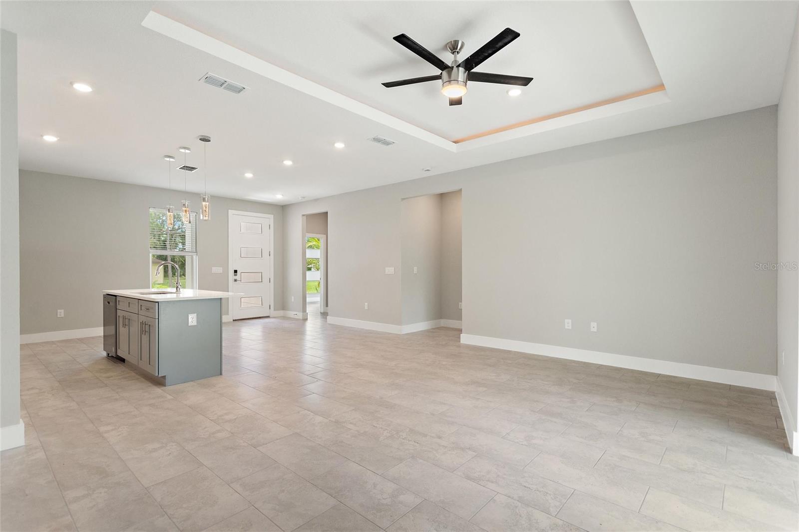 Image 11 of 32 For 3330 Traverse Avenue