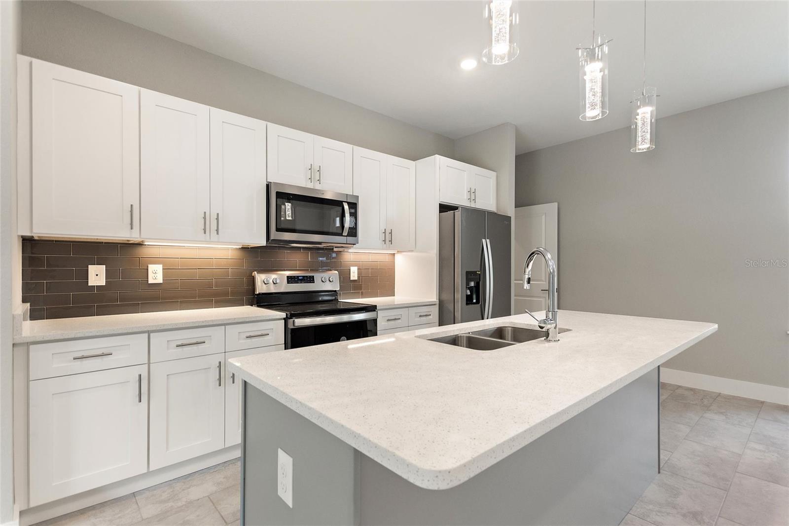 Image 13 of 32 For 3330 Traverse Avenue