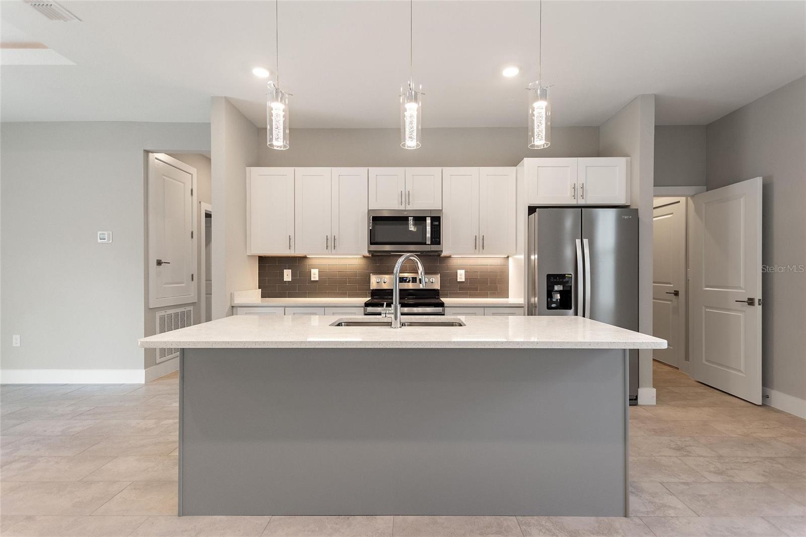 Image 14 of 32 For 3330 Traverse Avenue