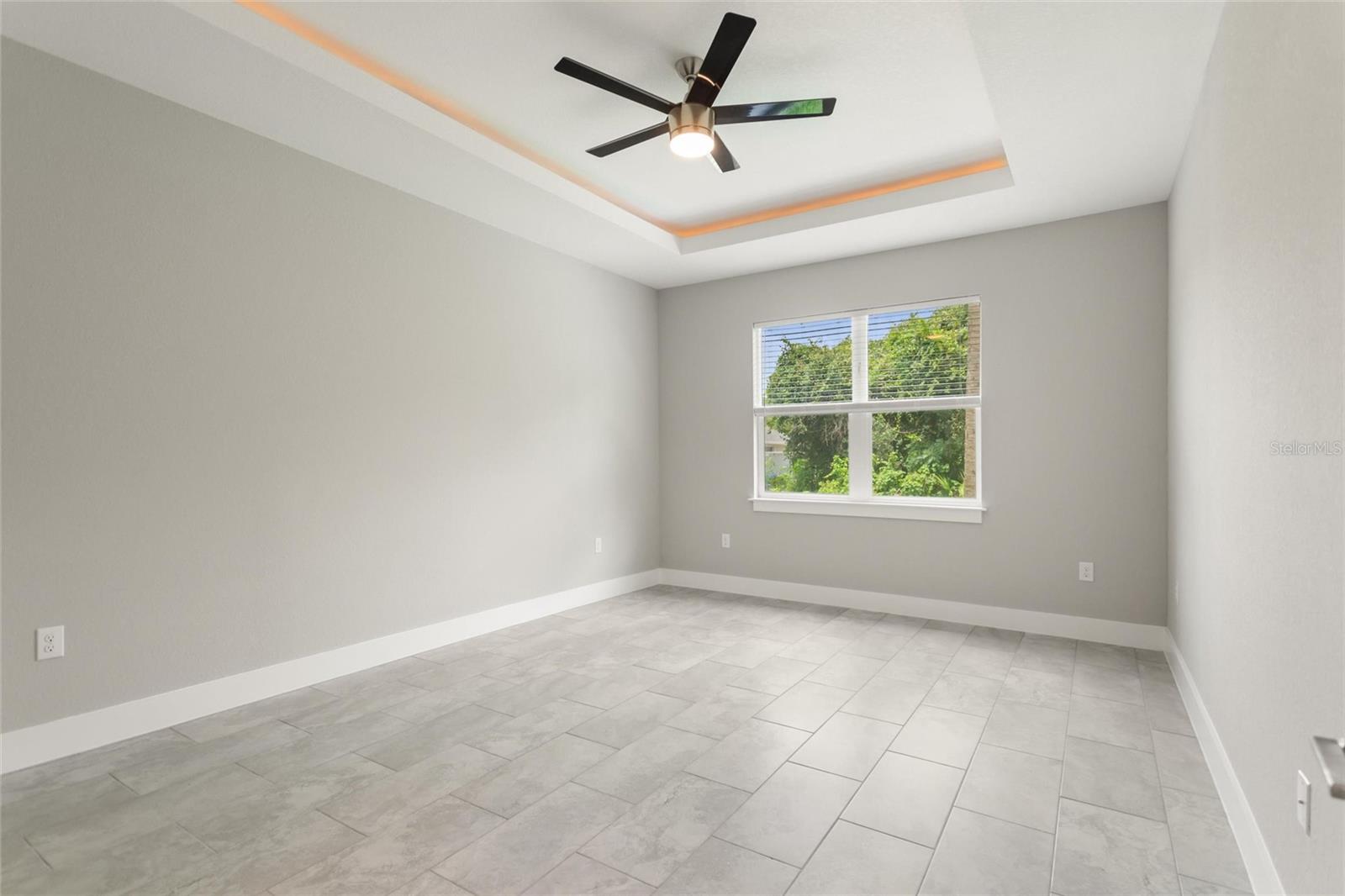 Image 23 of 32 For 3330 Traverse Avenue