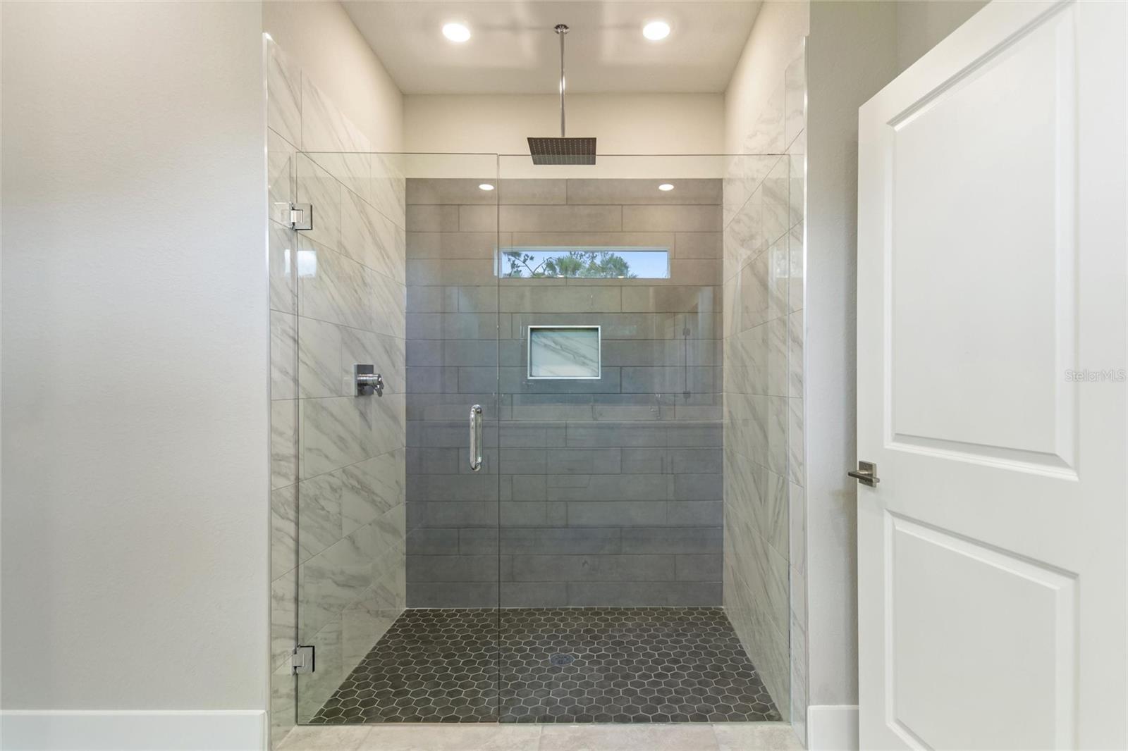 Image 25 of 32 For 3330 Traverse Avenue