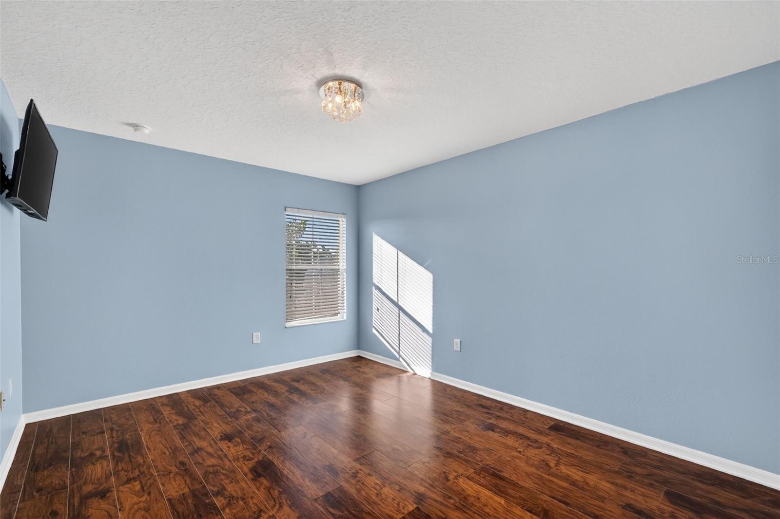 Image 36 of 39 For 413 Country Cottage Lane