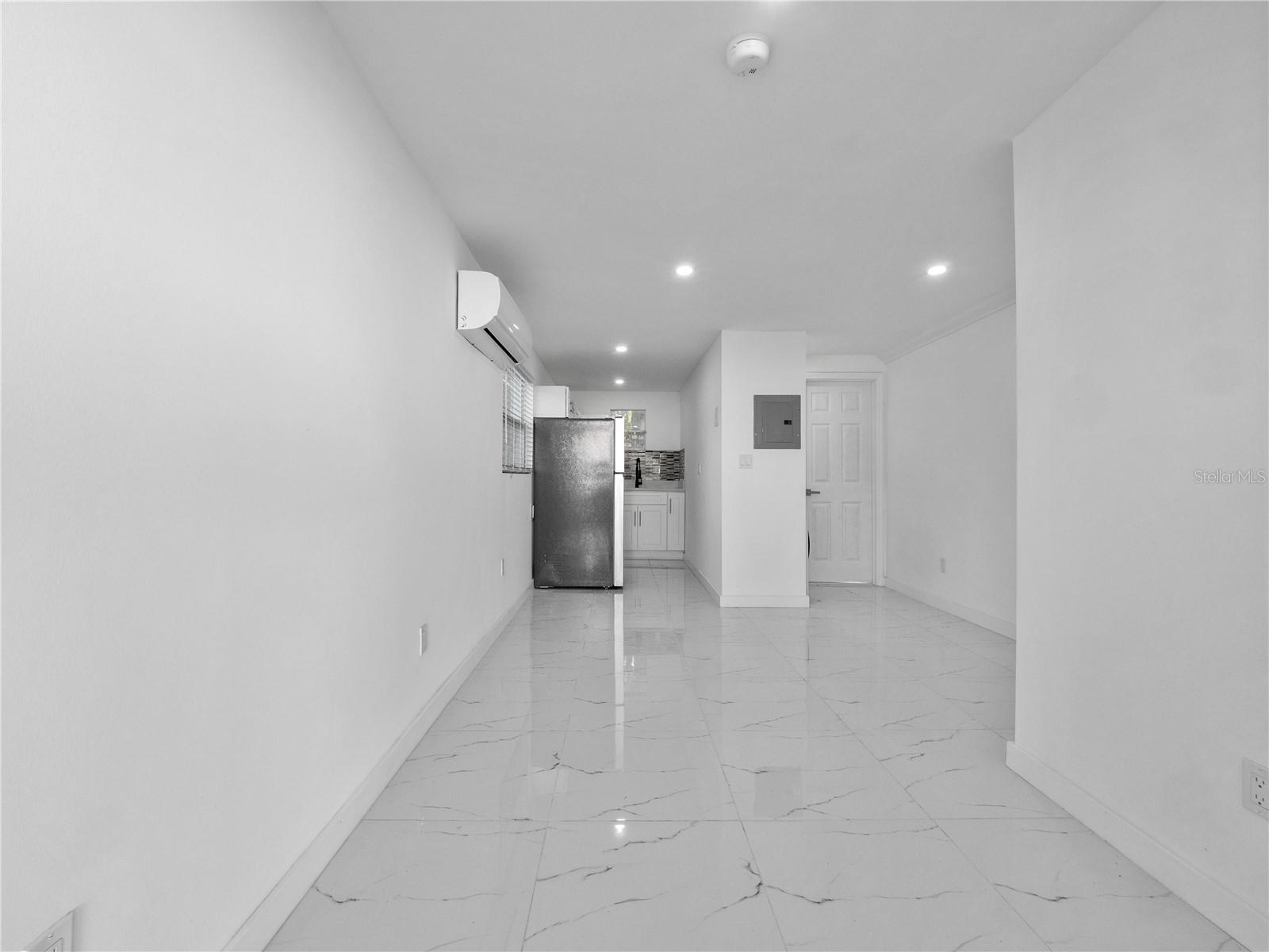 Image 11 of 70 For 2500 Marlboro Street